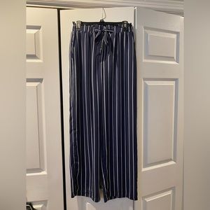 Women’s pants - never worn